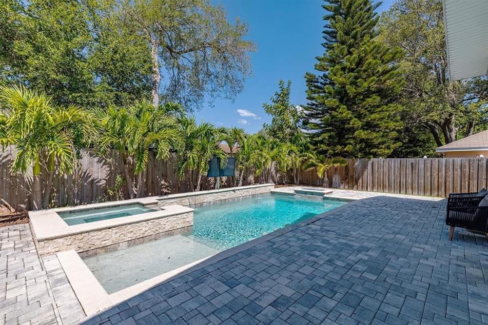 Property p3 image 10